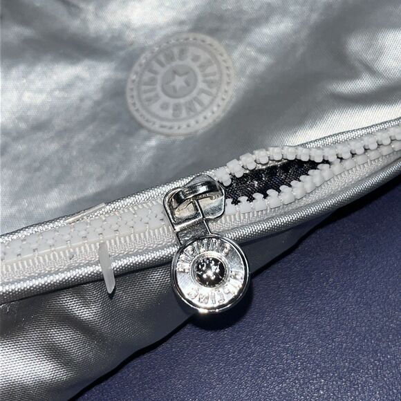 NWT Ltd. Ed. Kipling X Star Wars Electronico Pouch - Picture 4 of 8